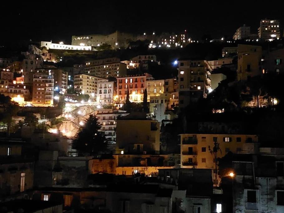 Ventaglieri Panoramic Rooftop In The Historic Center Napels